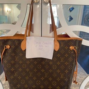 ✨✨Like New✨✨ Louis Vuitton Neverfull MM.